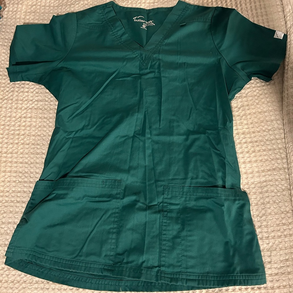 Uniform Advantage Butter Soft Emerald Green Scrub Set